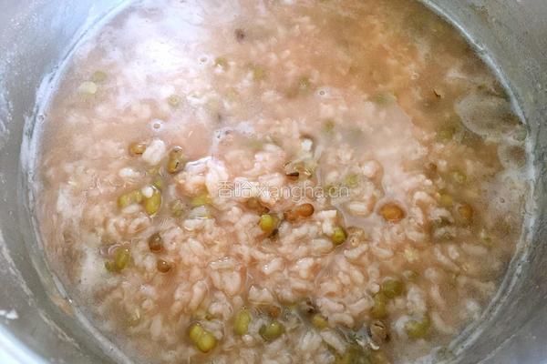 绿豆大米粥的做法图解6