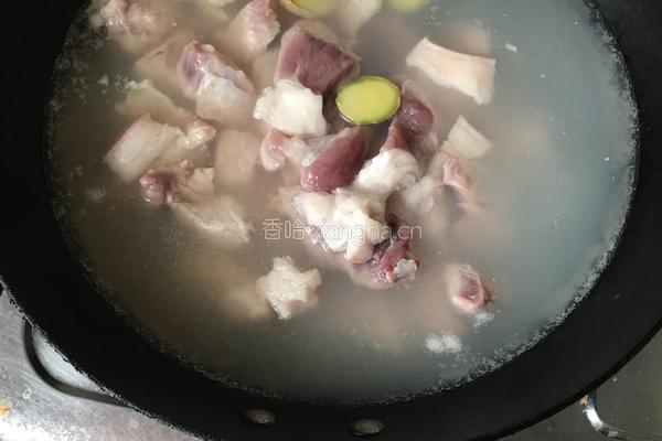 梅干菜烧肉的做法图解1