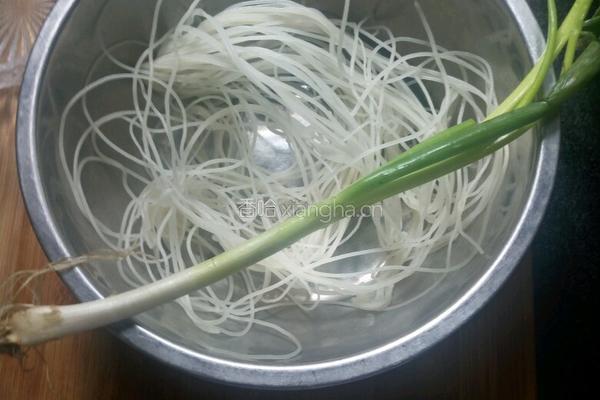 阳春面的做法图解1
