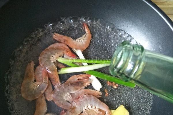 白灼对虾的做法图解6