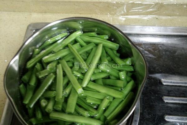炒四季豆的做法图解3