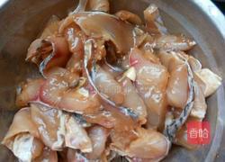 酸菜鱼的做法图解2