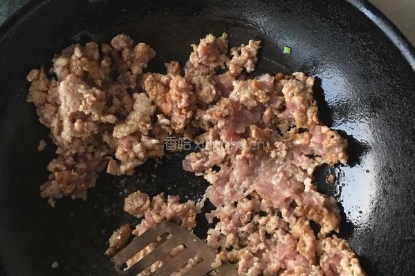 炸肉酱的做法图解1