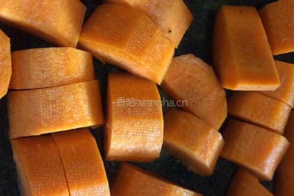 雪梨胡萝卜猪肺汤的做法图解2
