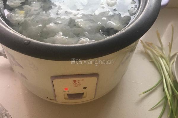 银耳养生汤的做法图解4