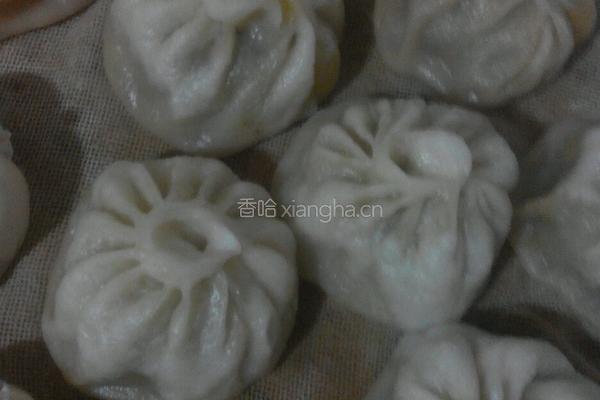 猪肉芹菜小笼包的做法图解10