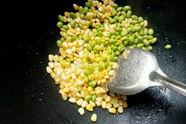 清新小炒（玉米毛豆炒肉沫）的做法图解5