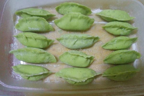 美味的菠菜皮芹菜饺子的做法图解23