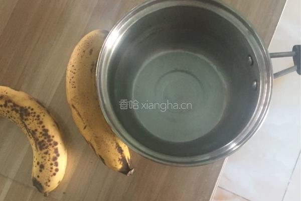 香蕉软软小饼干的做法图解1