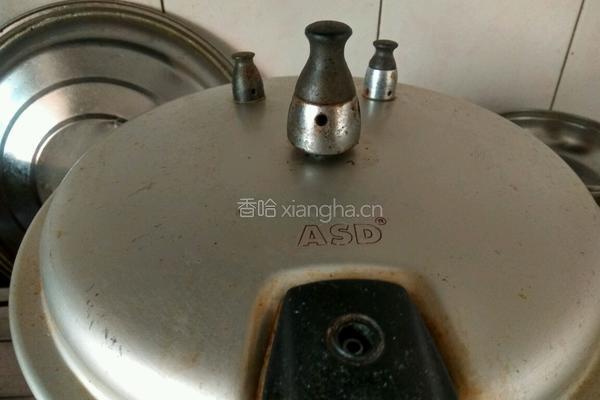 大米绿豆粥(高压锅)的做法图解3