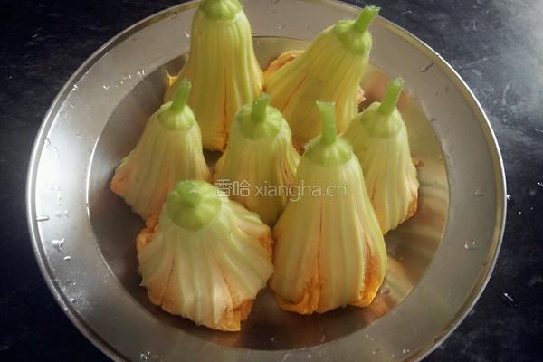 南瓜花酿肉的做法图解9