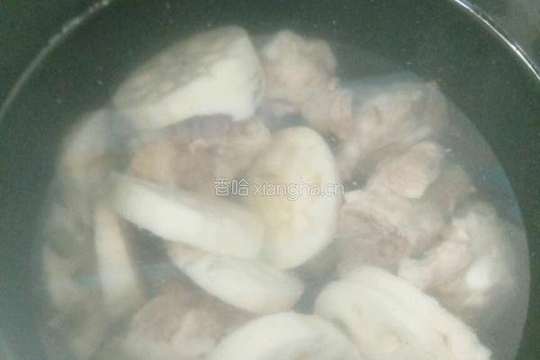莲藕大骨汤的做法图解6