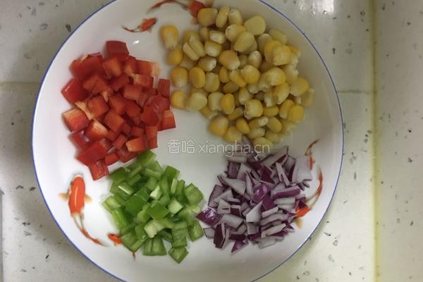 奥尔良鸡肉披萨的做法图解2