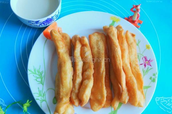 自制油条的做法图解9