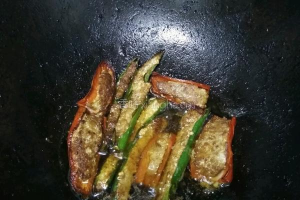 半双椒煎肉的做法图解5