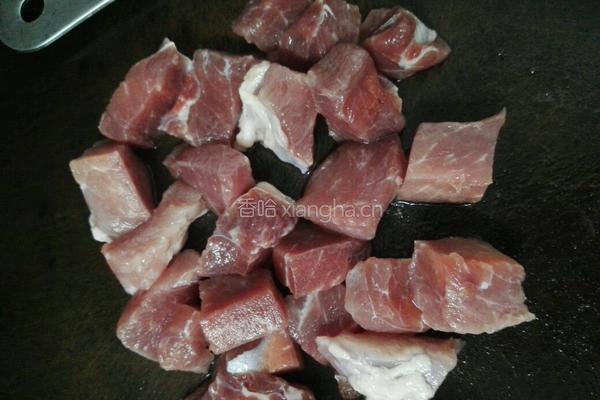 土豆番茄与猪肉组合的做法图解4