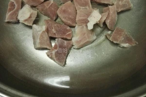 土豆番茄与猪肉组合的做法图解6
