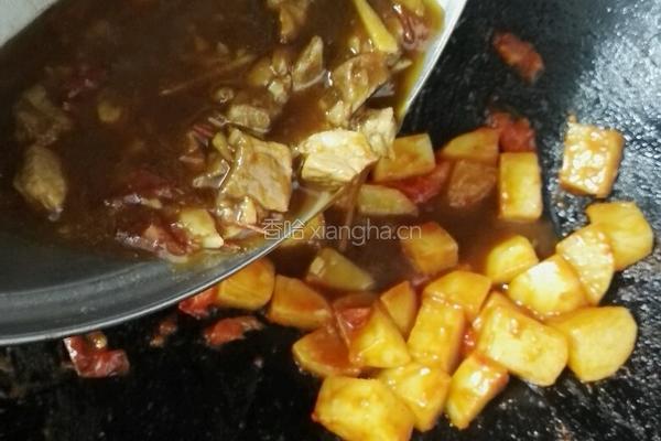 土豆番茄与猪肉组合的做法图解22