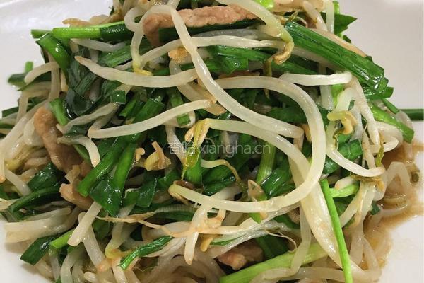 豆芽炒韭菜的做法图解1