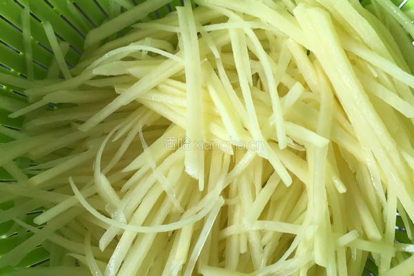 清炒土豆丝的做法图解2