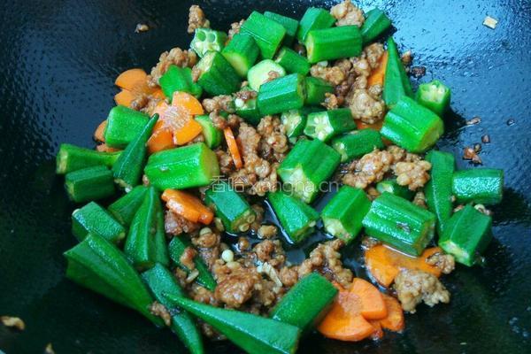 秋葵炒肉末的做法图解6
