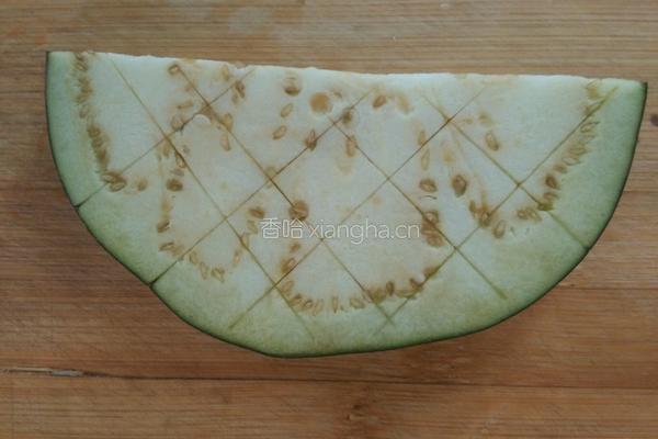 油焖茄子的做法图解2