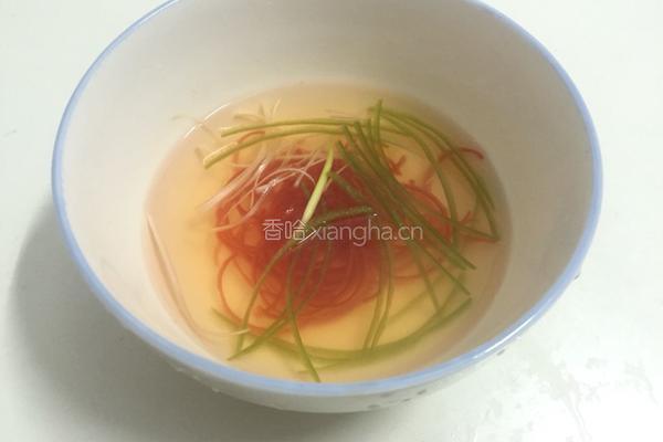 清蒸金鲳鱼的做法图解3