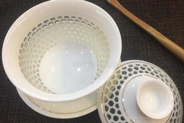 枸杞石斛花饮的做法图解2