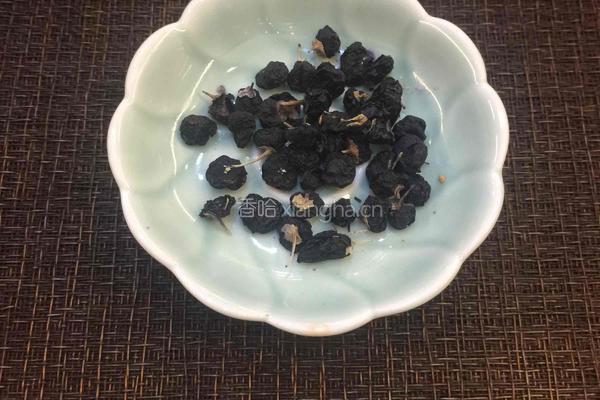 枸杞石斛花饮的做法图解3