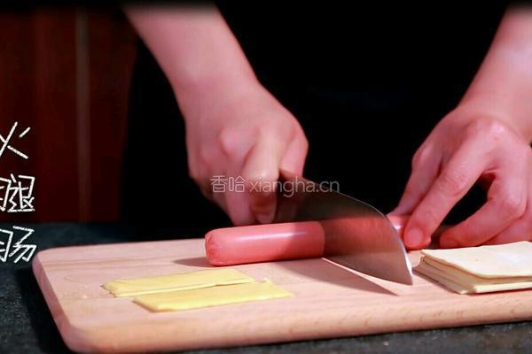 酥皮肠卷的做法图解4