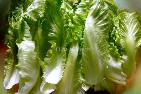 炒生菜的做法图解1