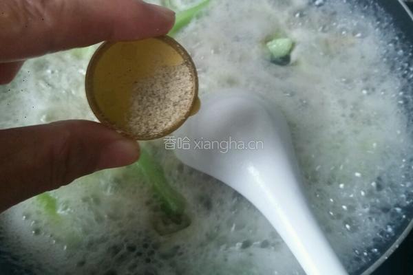 皮蛋黄瓜汤的做法图解8