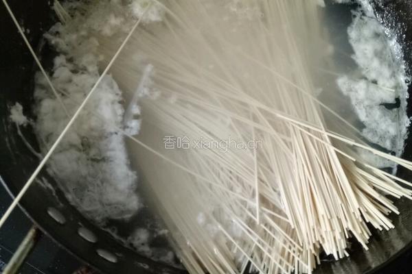 肉丝鸡蛋面的做法图解4