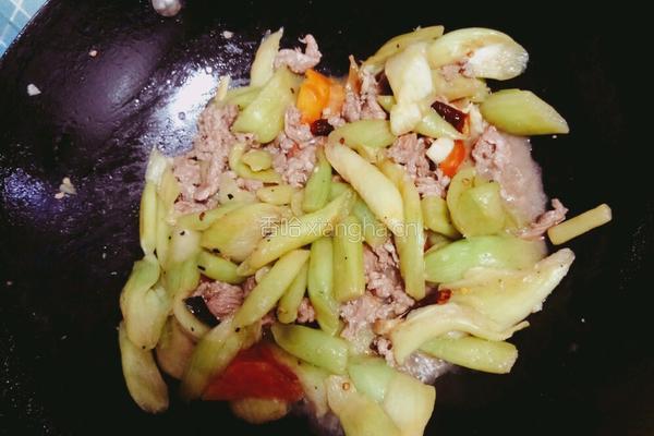 芋苗炒牛肉的做法图解15