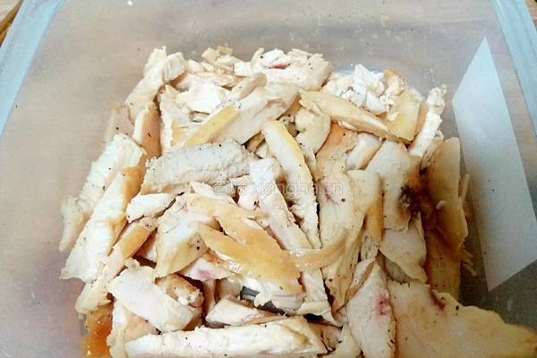 鸡肉蔬菜沙拉的做法图解7
