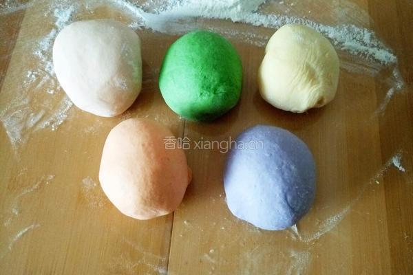 五彩油泼面的做法图解1