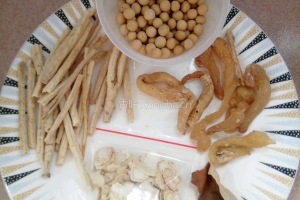玉竹煲沙参汤的做法图解1