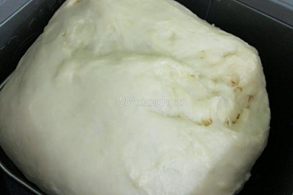 豆沙卷的做法图解3