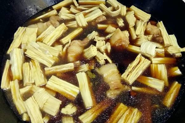 腐竹烧肉的做法图解7