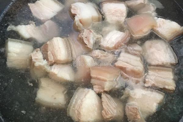 鹌鹑蛋红烧肉的做法图解5