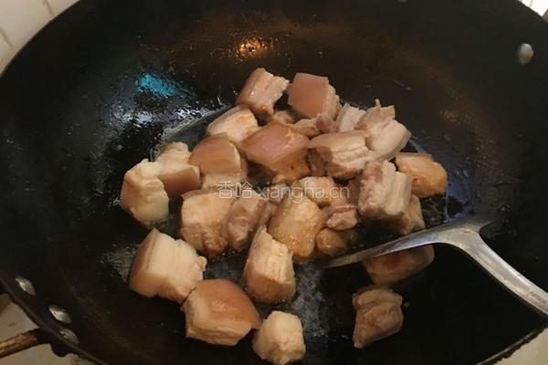 鹌鹑蛋红烧肉的做法图解9