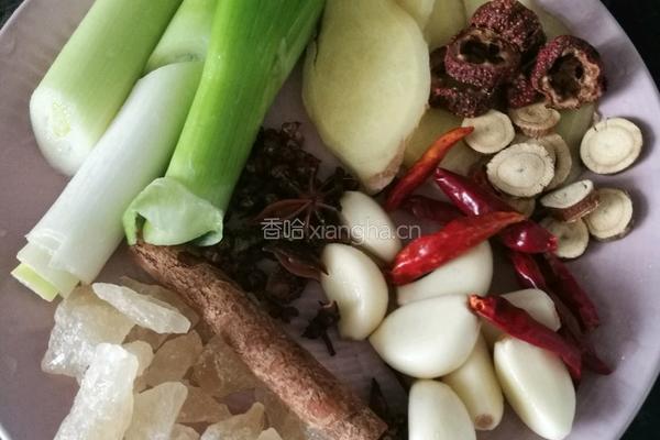 红烧肉（无酱油）的做法图解2