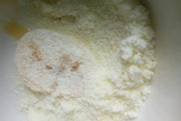炸牛奶香蕉片的做法图解5