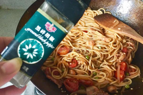 圣女果培根意大利面的做法图解15