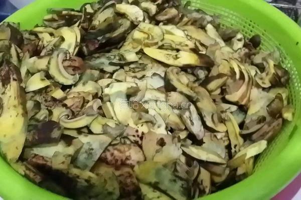 青椒炒菌的做法图解5