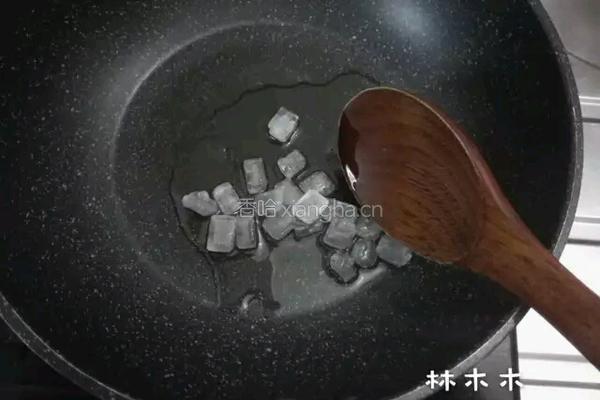 红烧土豆排骨的做法图解2