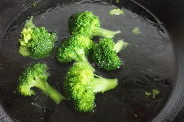茄汁鲍鱼捞饭的做法图解6