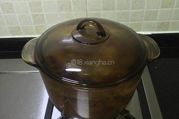 牛肝菌土鸡汤的做法图解6