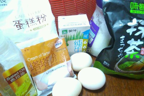 抹茶红豆威风蛋糕（8寸）的做法图解1