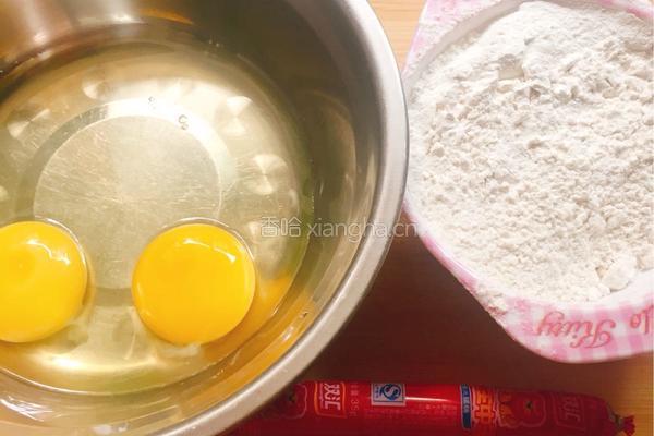 香肠鸡蛋饼的做法图解1